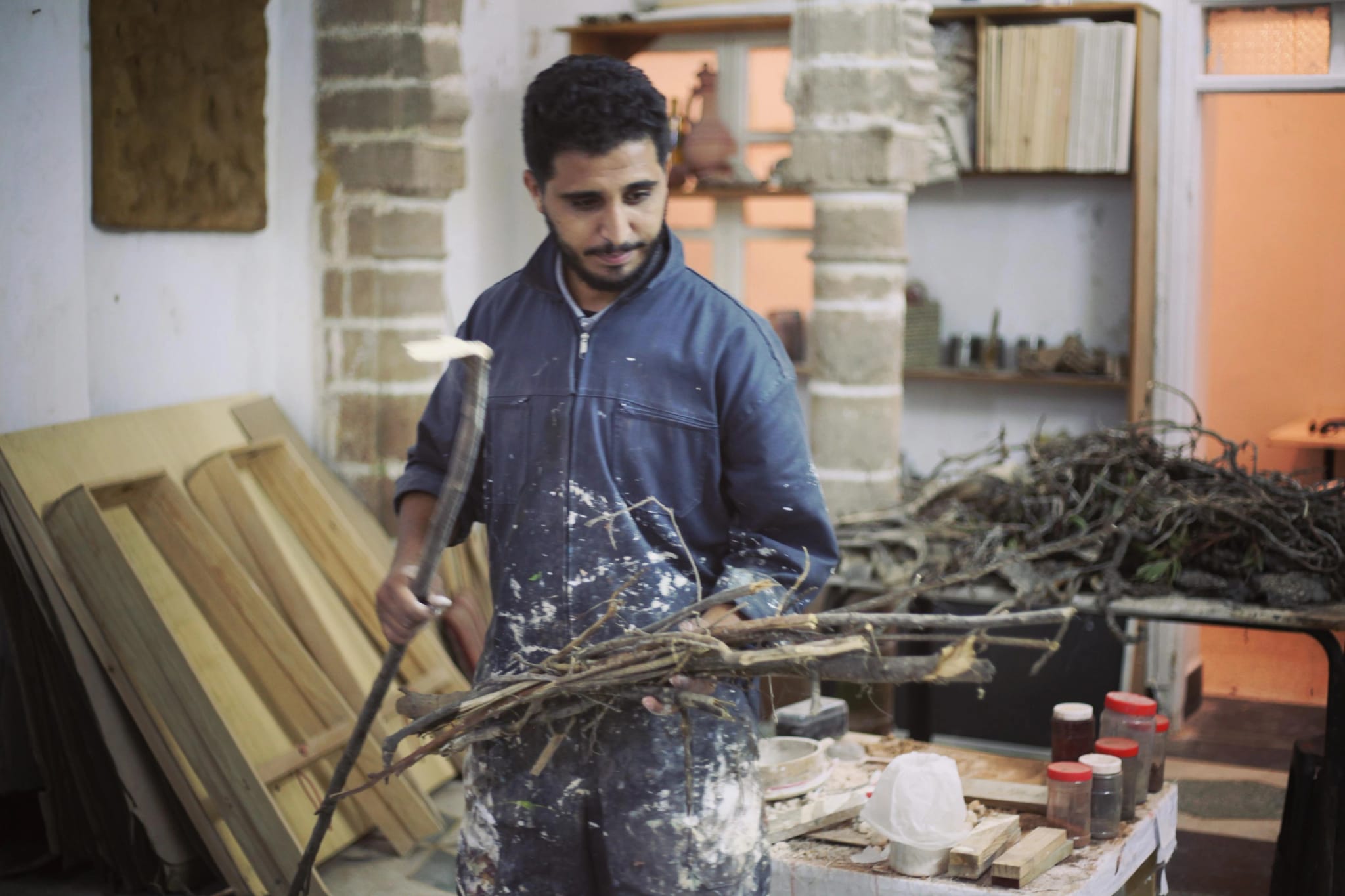 Noureddine Ouarhim at work in his studio