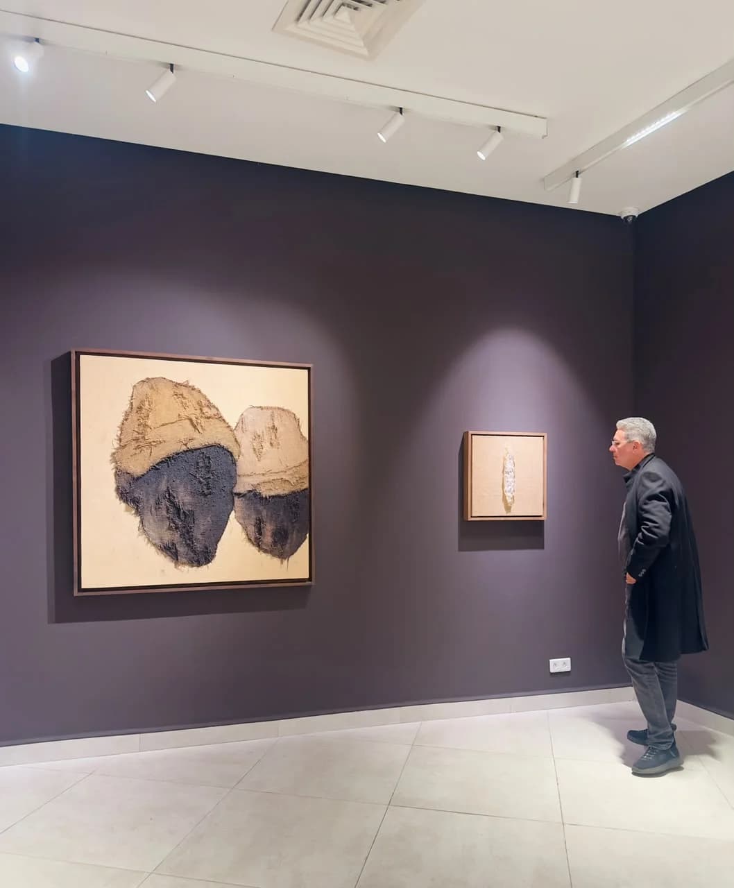Contemporary textured artwork by Noureddine Ouarhim