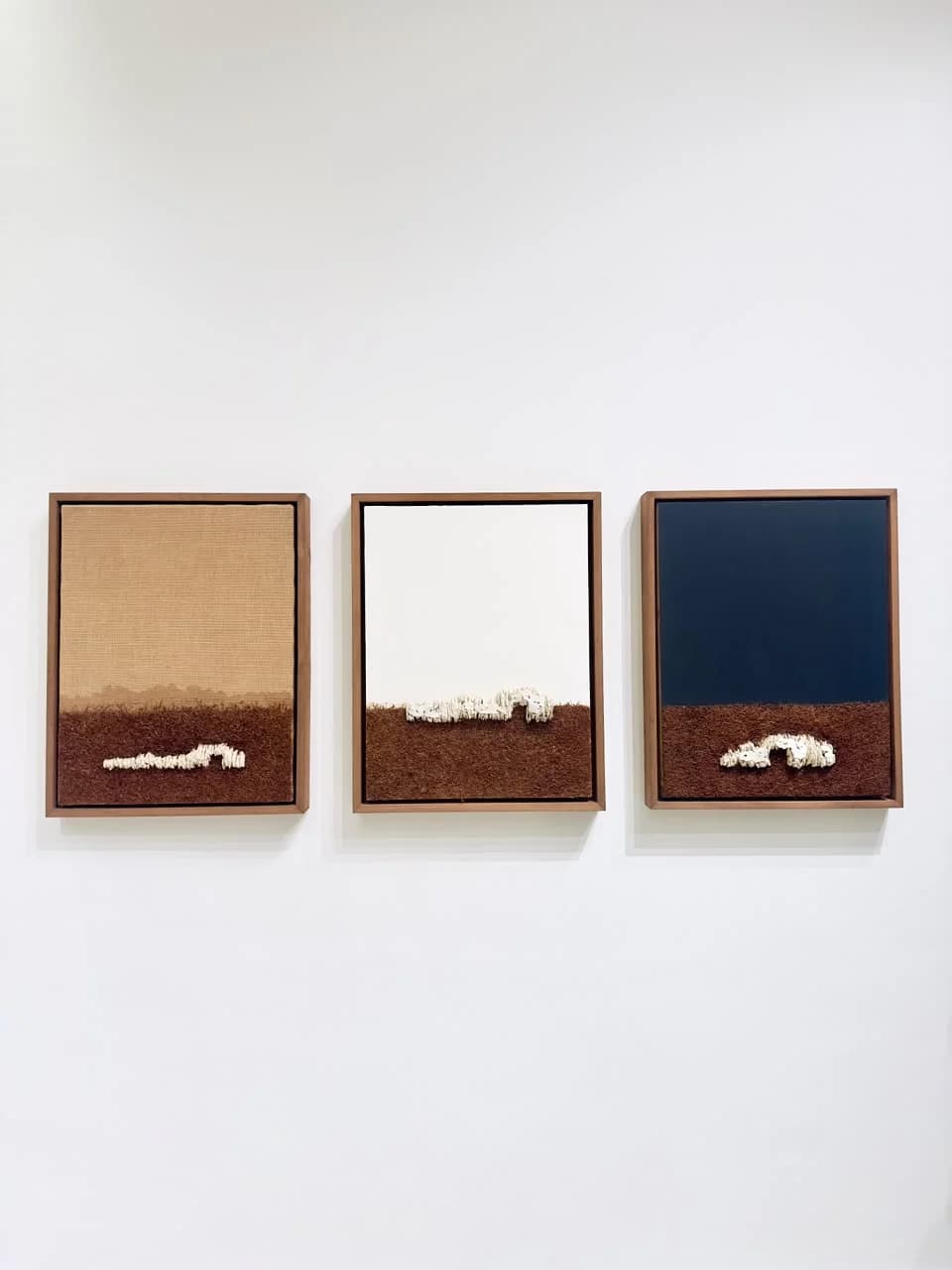 Contemporary textured artwork by Noureddine Ouarhim