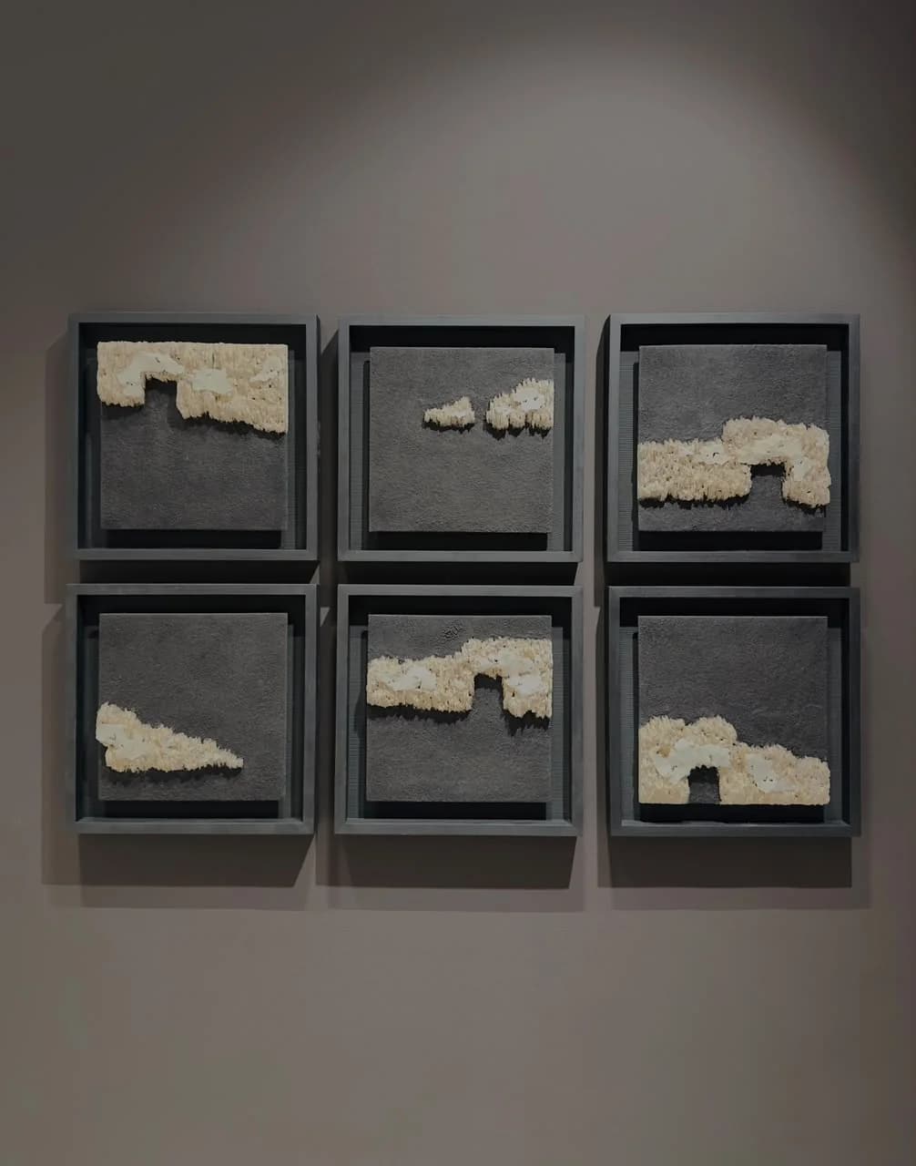 Contemporary textured artwork by Noureddine Ouarhim
